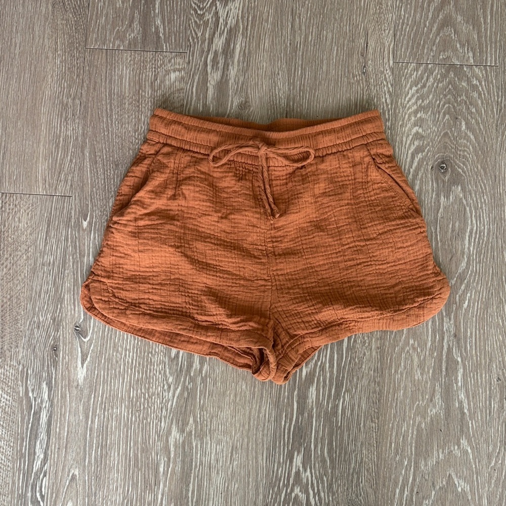 H&M Women's Rust Orange Textured Drawstring Shorts